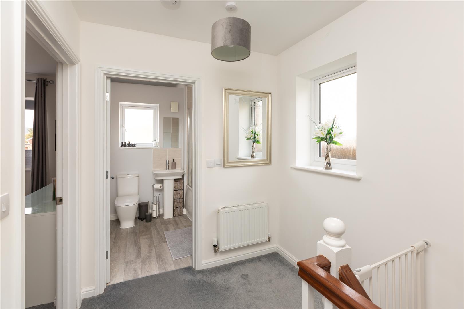 Tal Y Fro, Pontardawe, Swansea, SA8 4NZ